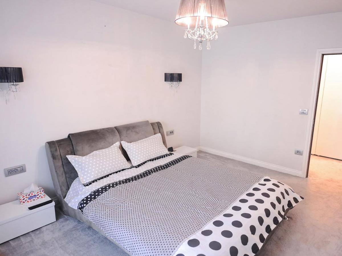 Ase Premium House Villa Suceava Buitenkant foto